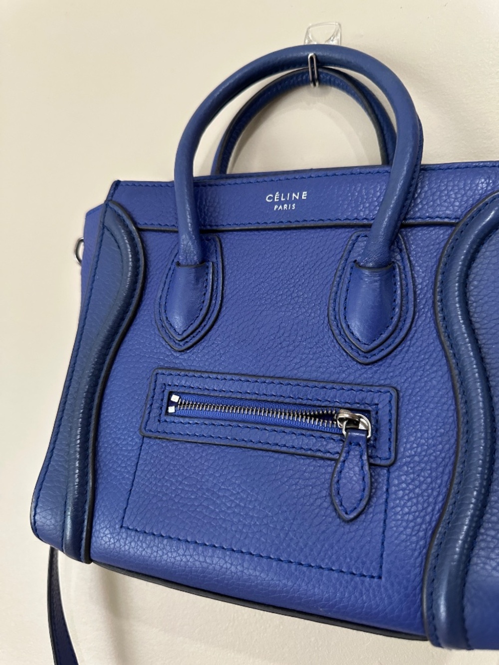 CELINE nano luggage crossbody in a limited edition blue - Picture 5 of 16